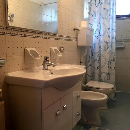 Casa Mary Apartment Brenzone sul Garda